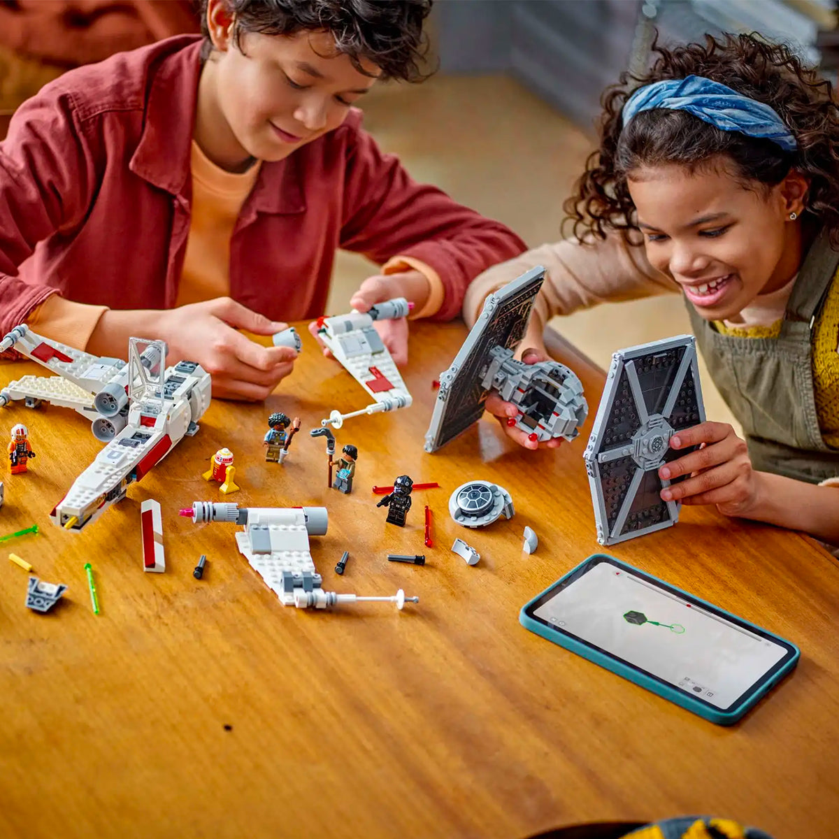 LEGO Star Wars 75393 mash-up tie fighter e x-wing