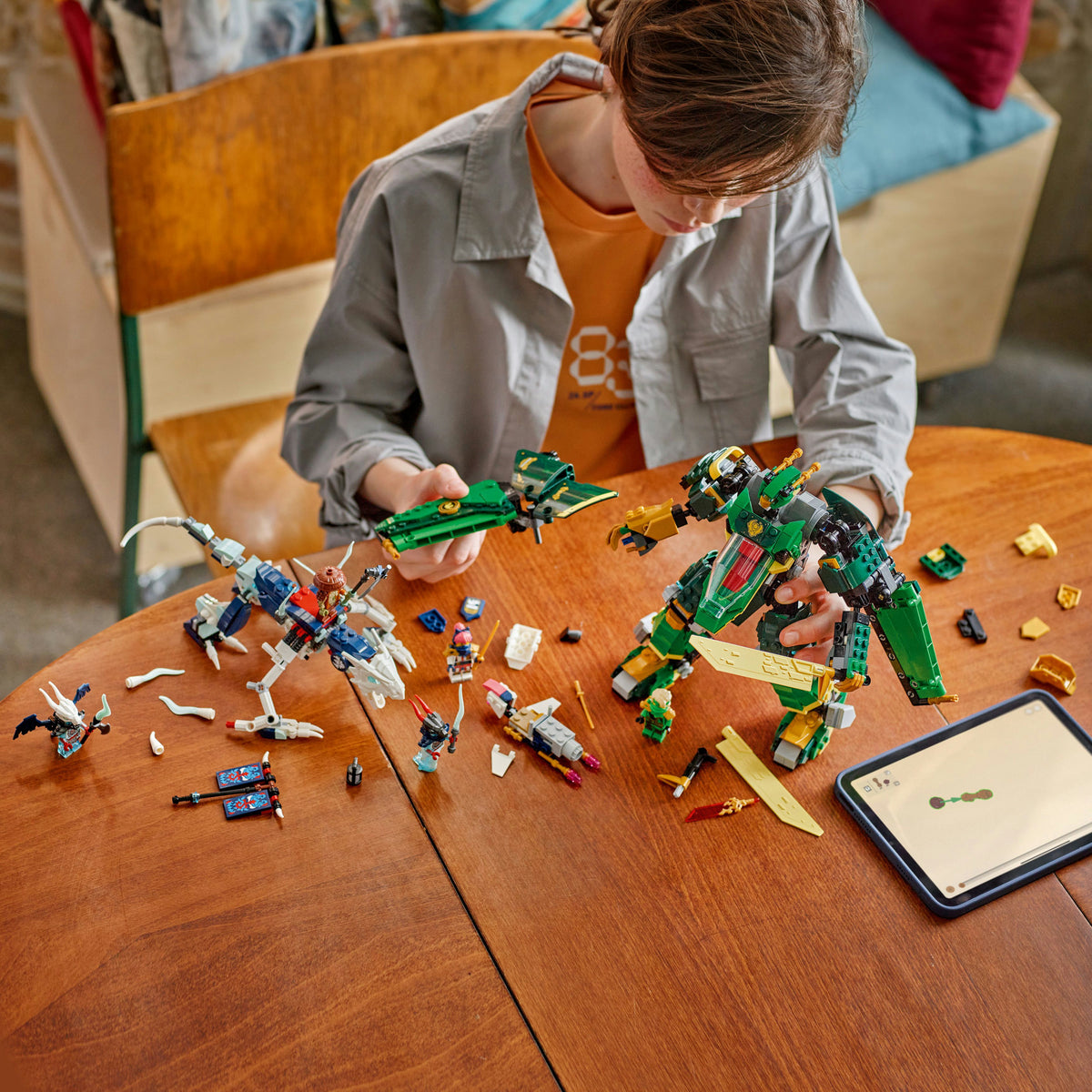 LEGO Ninjago 71845 jet mech di lloyd