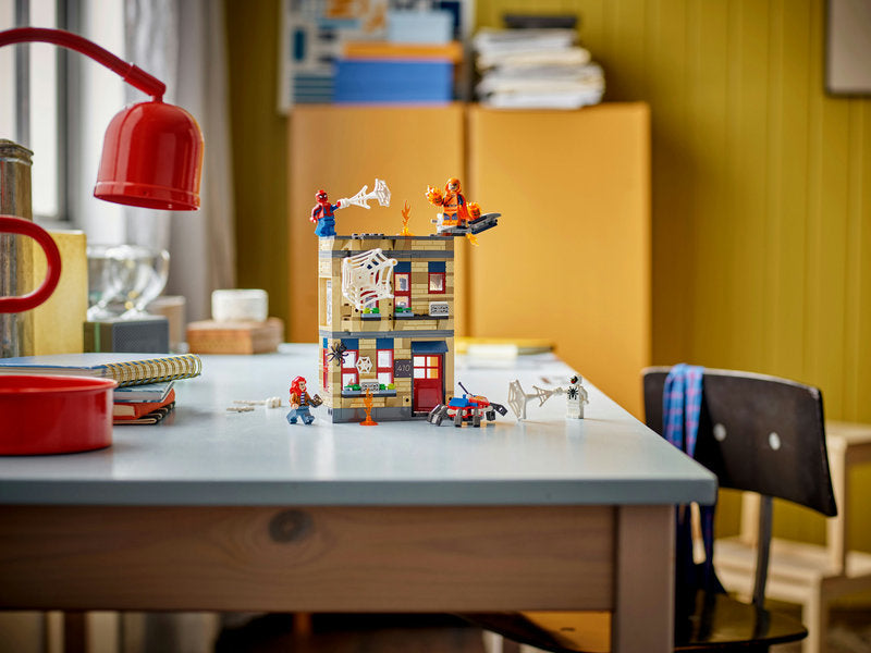 LEGO Super Heroes 76317 appartamento di peter parker